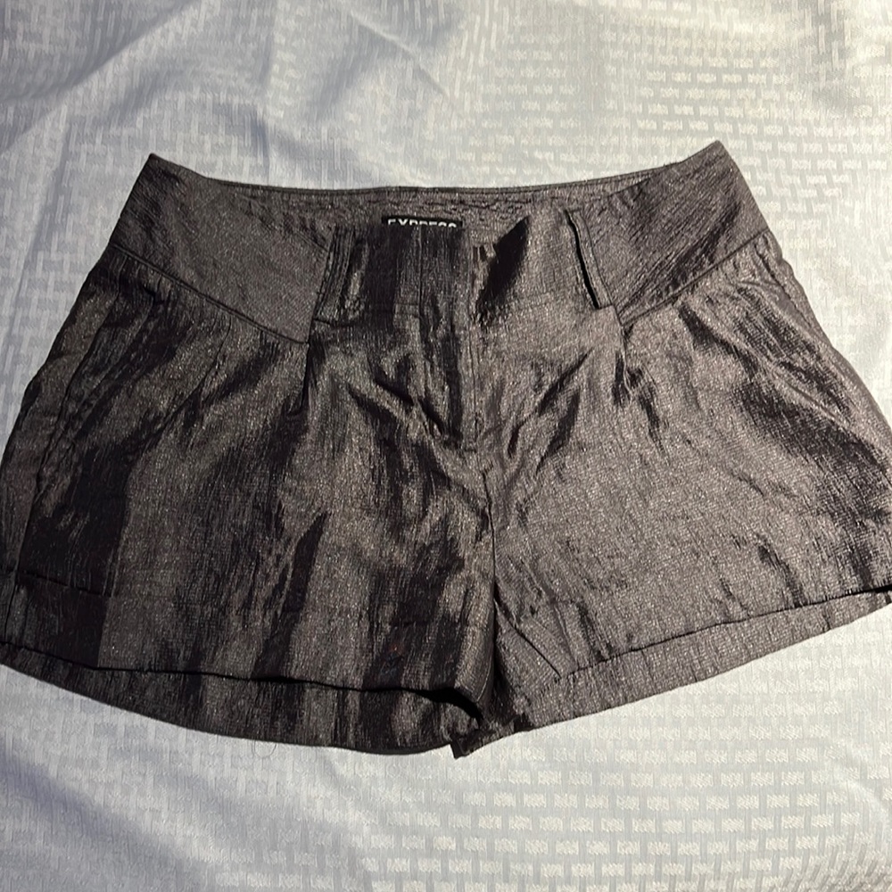 Express Shorts